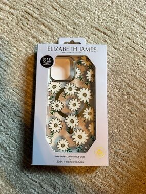 Elizabeth James iPhone 16 pro max case NWT
